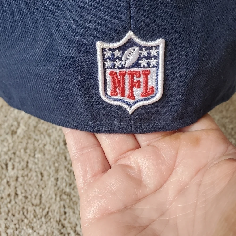 New Era Tennessee Titans 59fifty hat. Size 6 3/4
